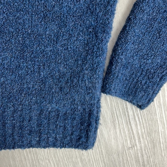 Everlane • the teddy wool blend boucle sweater - Picture 7 of 10